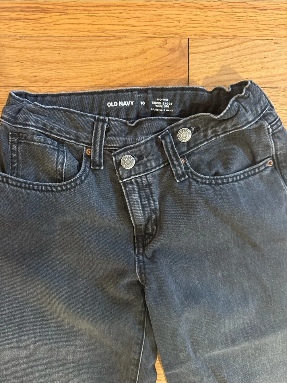 Old Navy Relaxed Wide-Leg Black Jeans